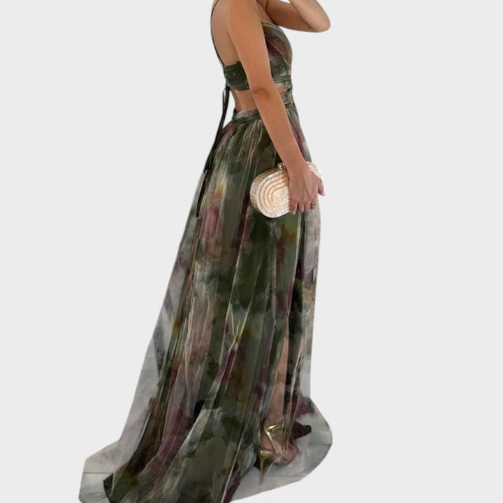 Миа - Цветна Макси Рокля за Безупречна Елегантност