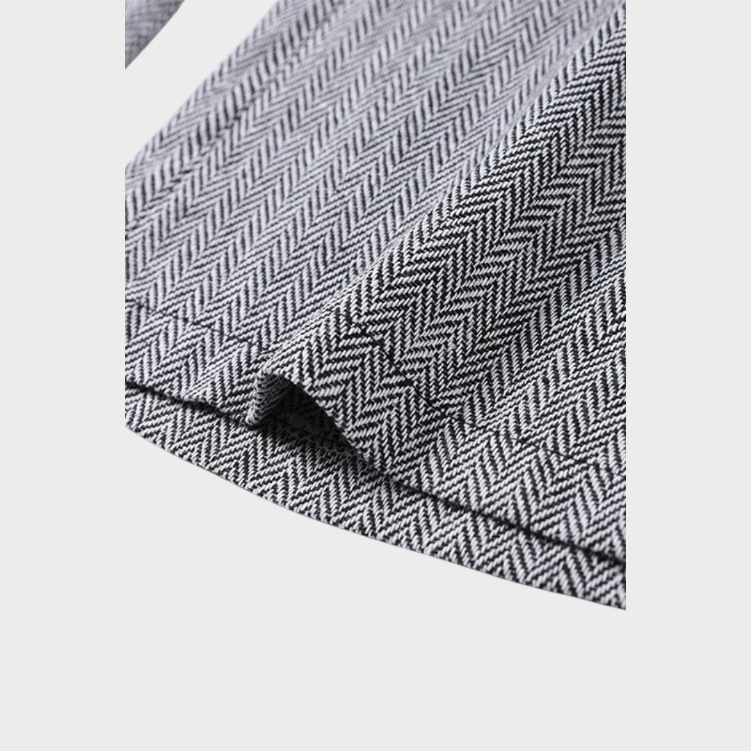 Каролина – Мощен Триделен Костюм