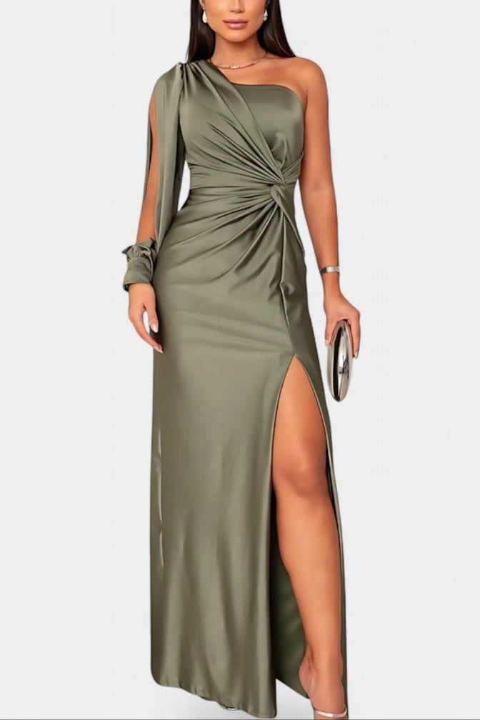 Андреа Асиметрична Рокля с Драпиране на Едно Рамо