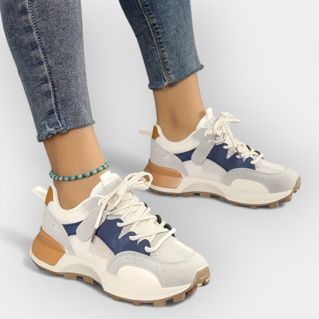 Спортни обувки за град