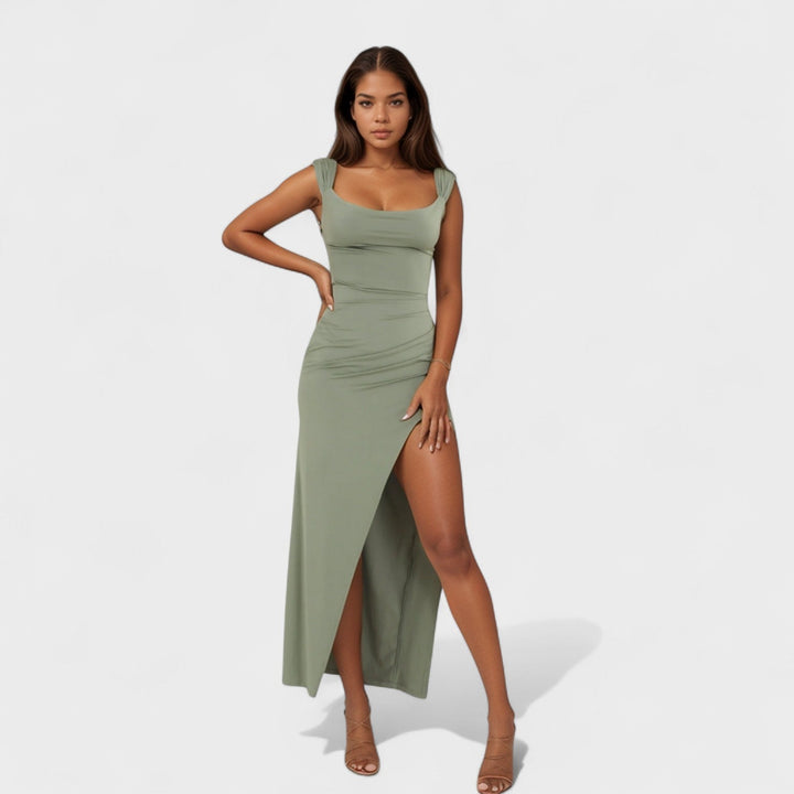 Констанца - Дълга рокля с открит гръб