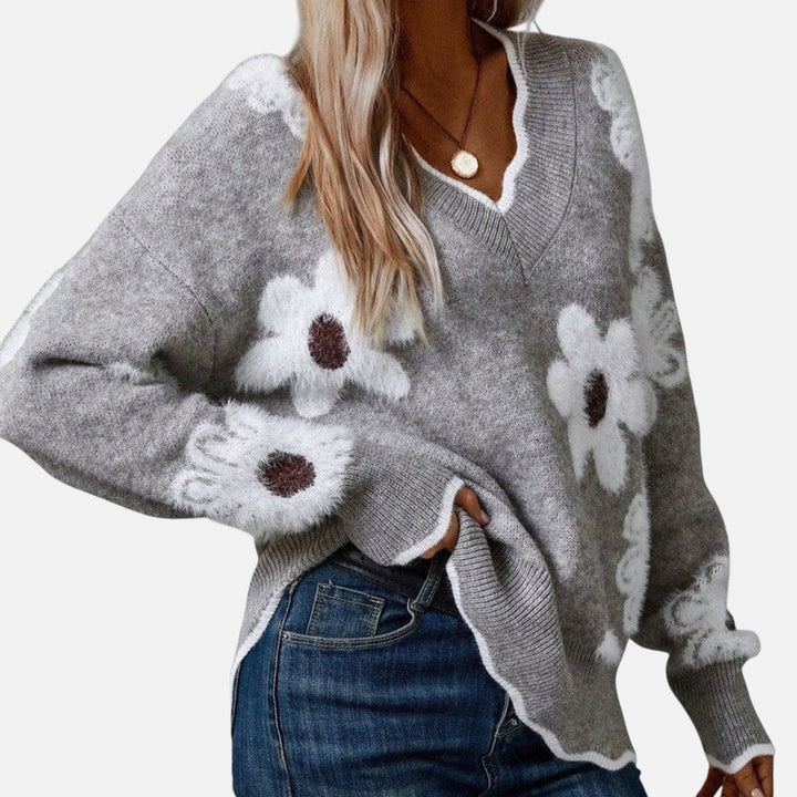 Рита - Елегантен пуловер с V-образно деколте и флорален мотив