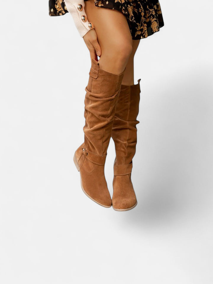 Лина – Удобни, топли дамски ботуши от велур