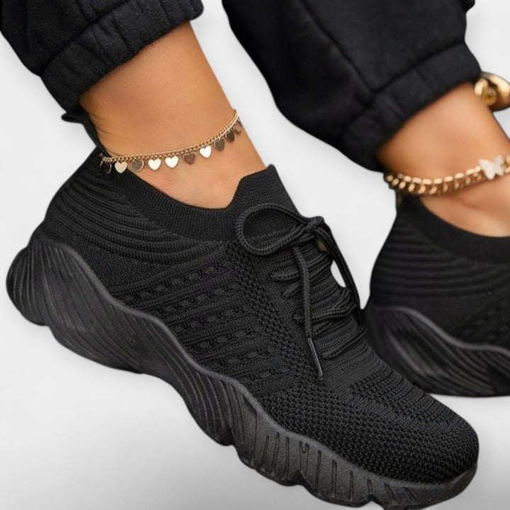 Спортни обувки с удобство