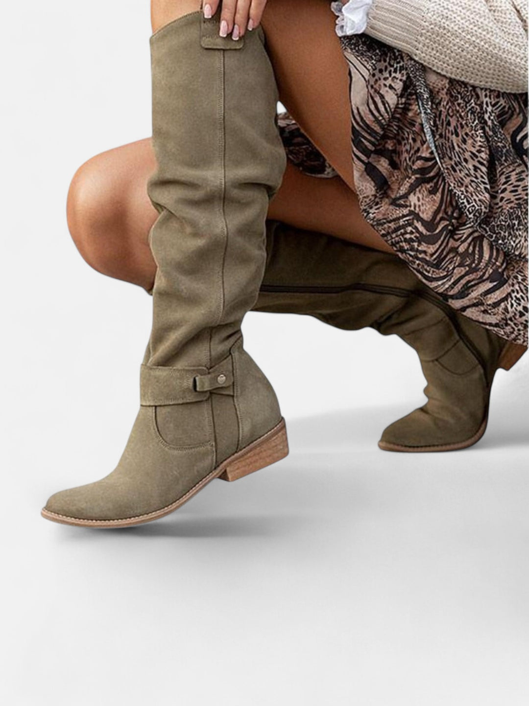 Лина – Удобни, топли дамски ботуши от велур