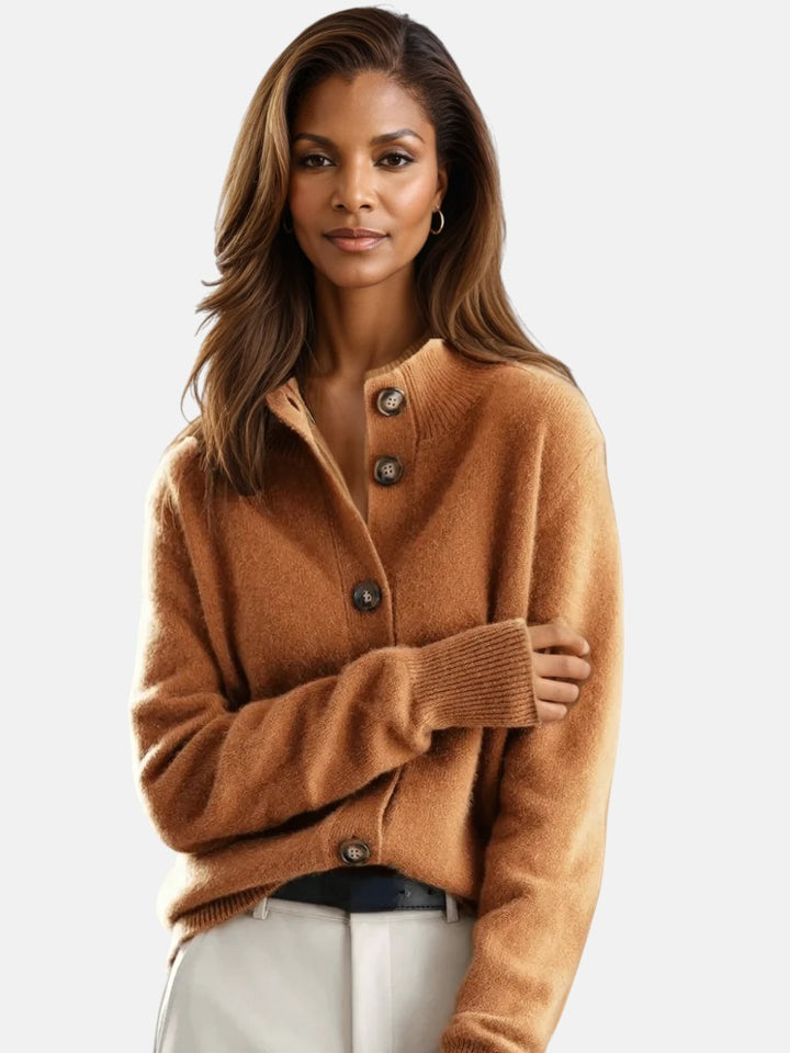 София  - бутон кардиган