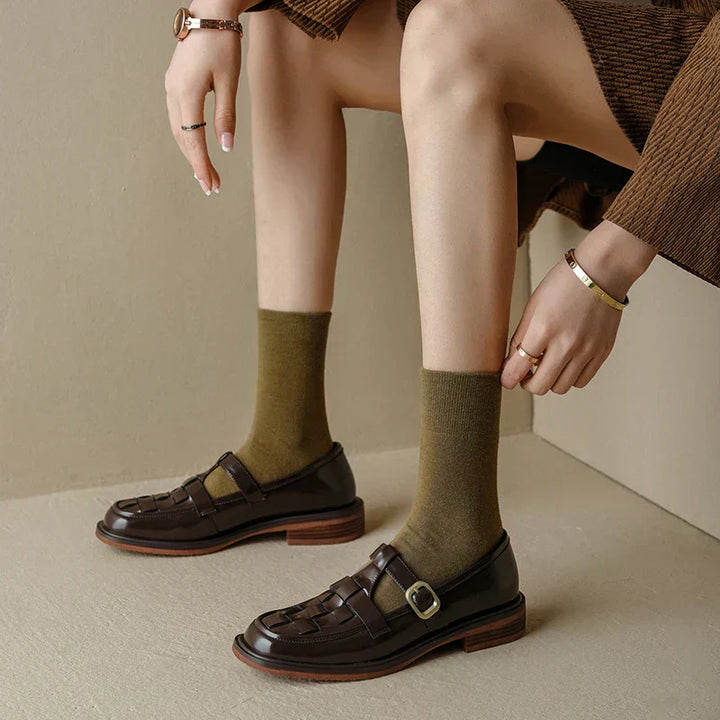 Исавa | Винтидж стил ретро обувки