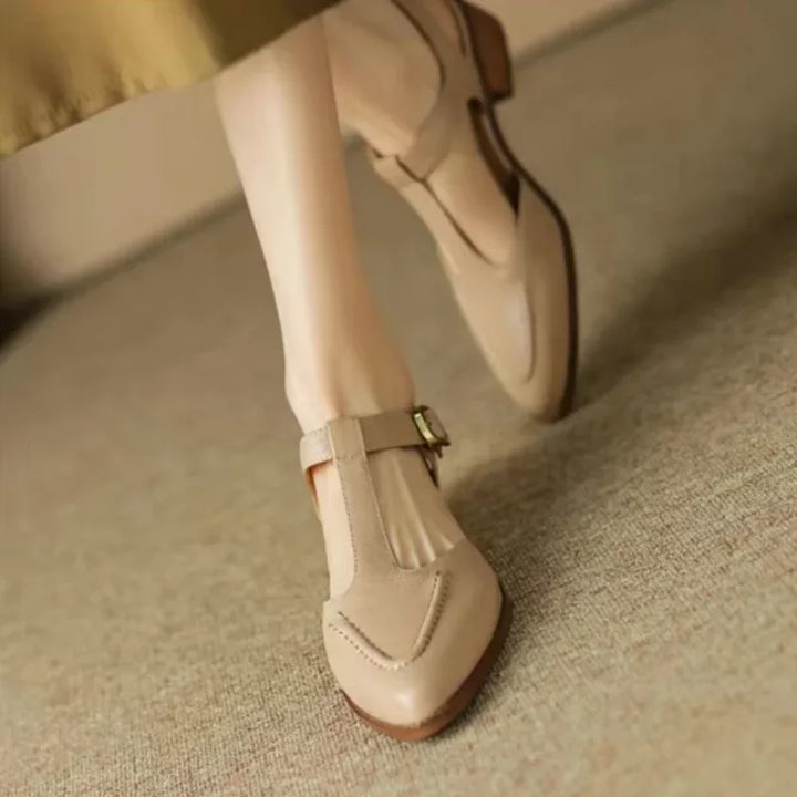 Джана | Класически обувки с катарама от кожа