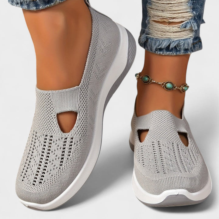 Тамара - Ортопедични обувки тип "Слип-Он"