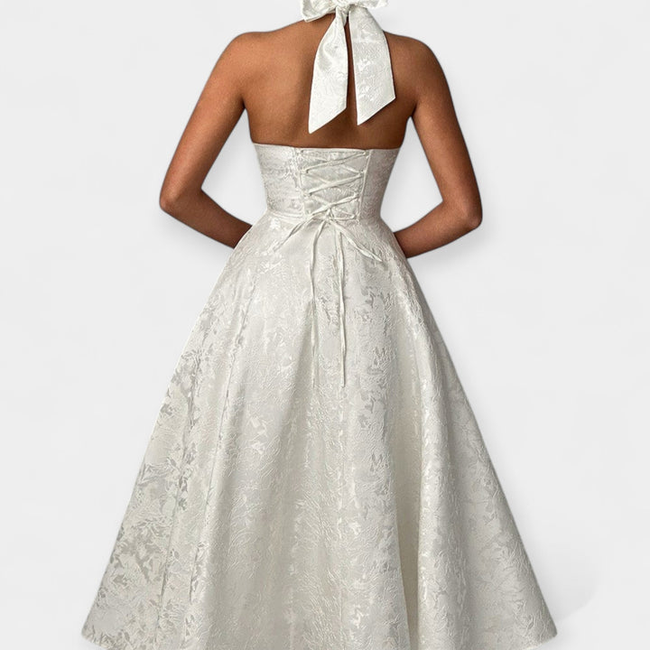 Миди Рокля с Отворен Гръб и Корсетен Дизайн