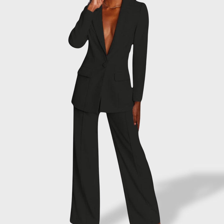 Весна – Елегантен Женски Костюм