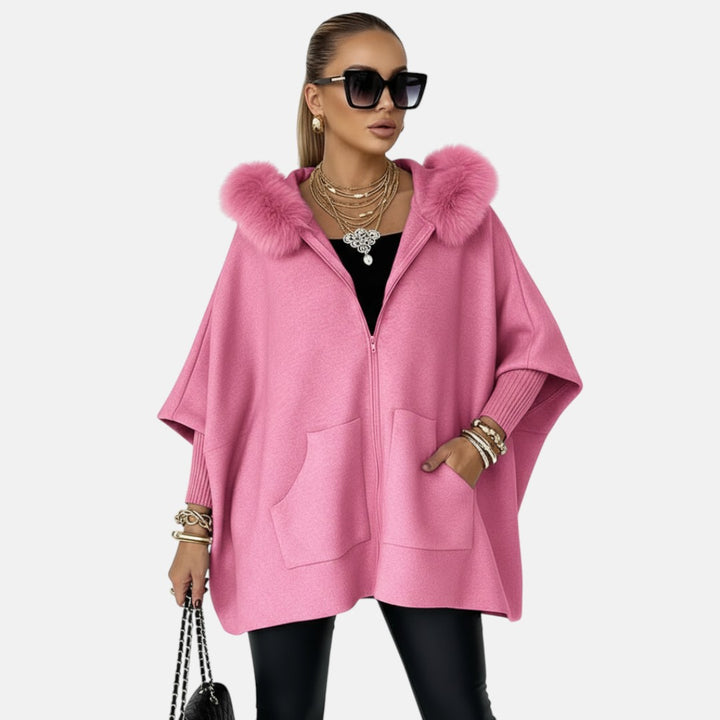 Александра  - Небрежно палто с качулка и кожена яка