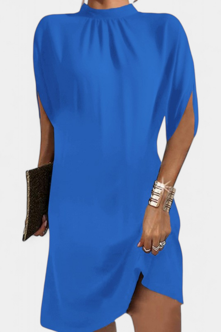 Ена Миди Рокля Без Временски Рамки с Кръгло Деколте