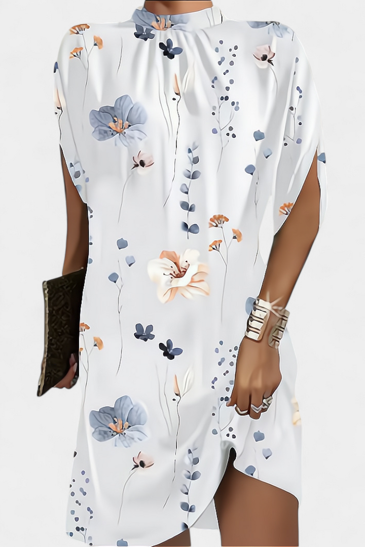 Ена Миди Рокля Без Временски Рамки с Кръгло Деколте