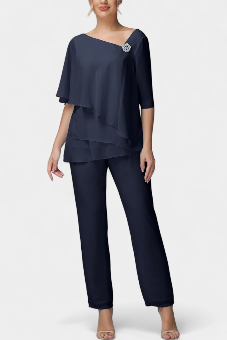 Лана Две Части с Женствена Силуета без Усещане за Напрежение