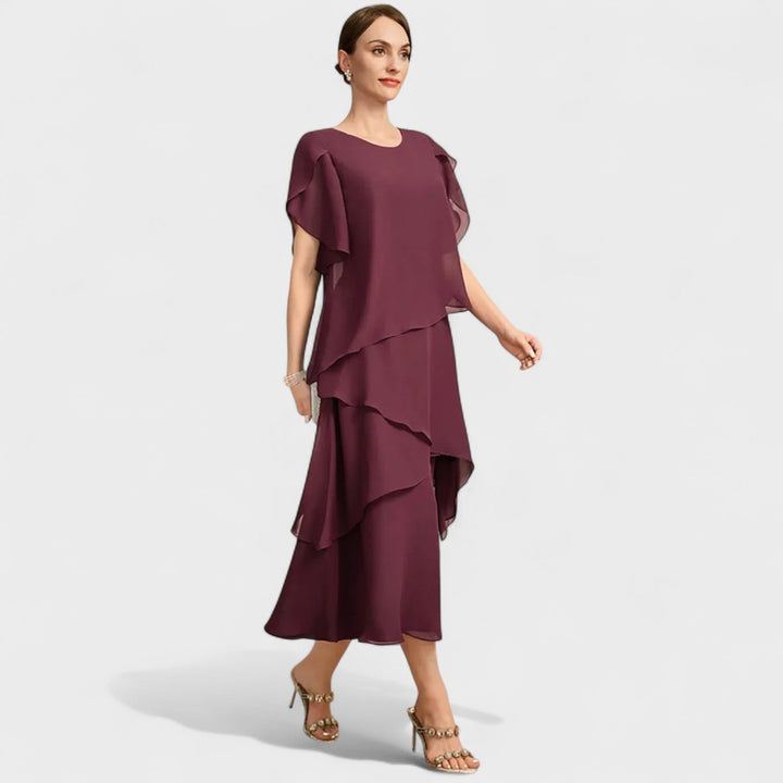 Клара - Рокля на безвременна елегантност