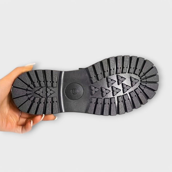 Леонор - Високи мокасини